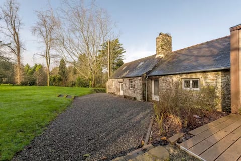 RJ - 8 people - Cottage in the middle of the forest