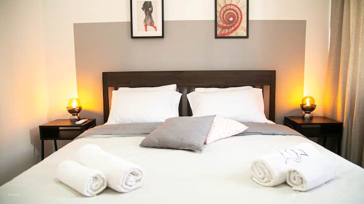 Beach&lake-retreat - Larnaca