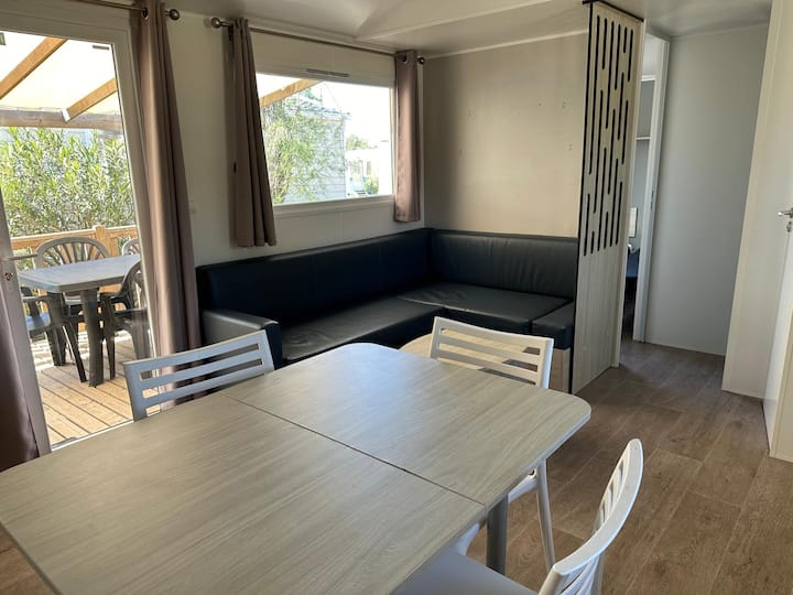 Mobil Home Climatisé 3 Chambres Dans Camping 4* - Le Grau-du-Roi