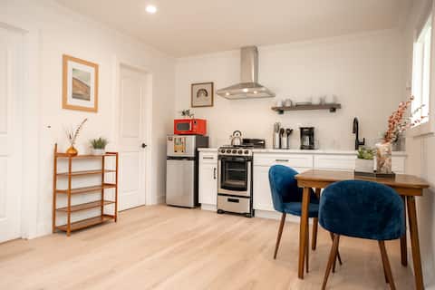 Stunning Gem Home perfect for couple