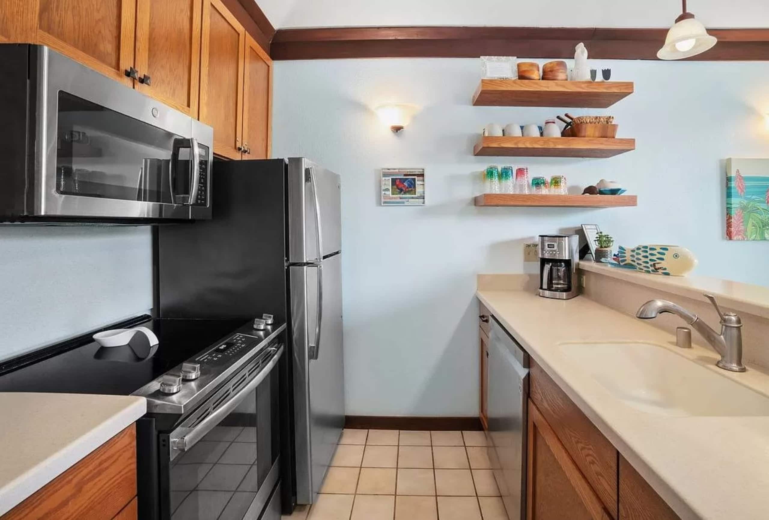 Great Kiahuna Condo on the Beach with A/C - Image 5