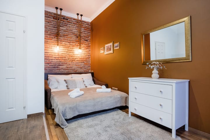 Parking / King Bed / Ac / Washer+dryer At Westend - Budapest