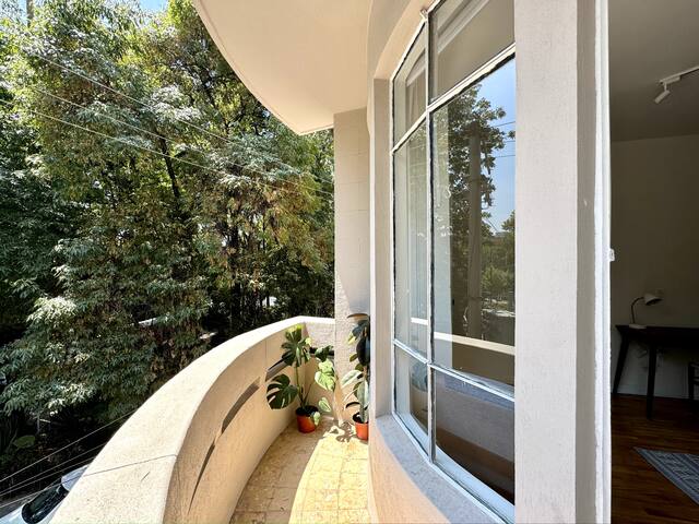 oolena | Modern & Unique 3BR Apt gallery image 5