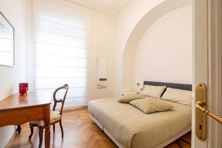 100 m. da San Pietro, grande+4letto+2bagni fino a9 gallery image 5