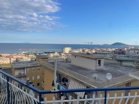Top Airbnb: apartment with a sea view in Formia