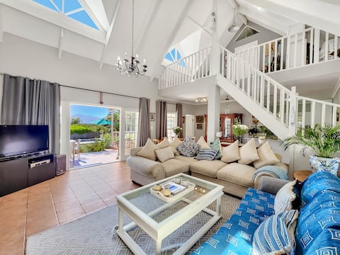 The Lake House/Peaceful Shores