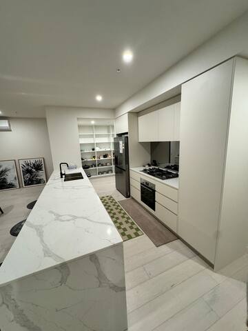 Beautiful and Convenient gallery image 2