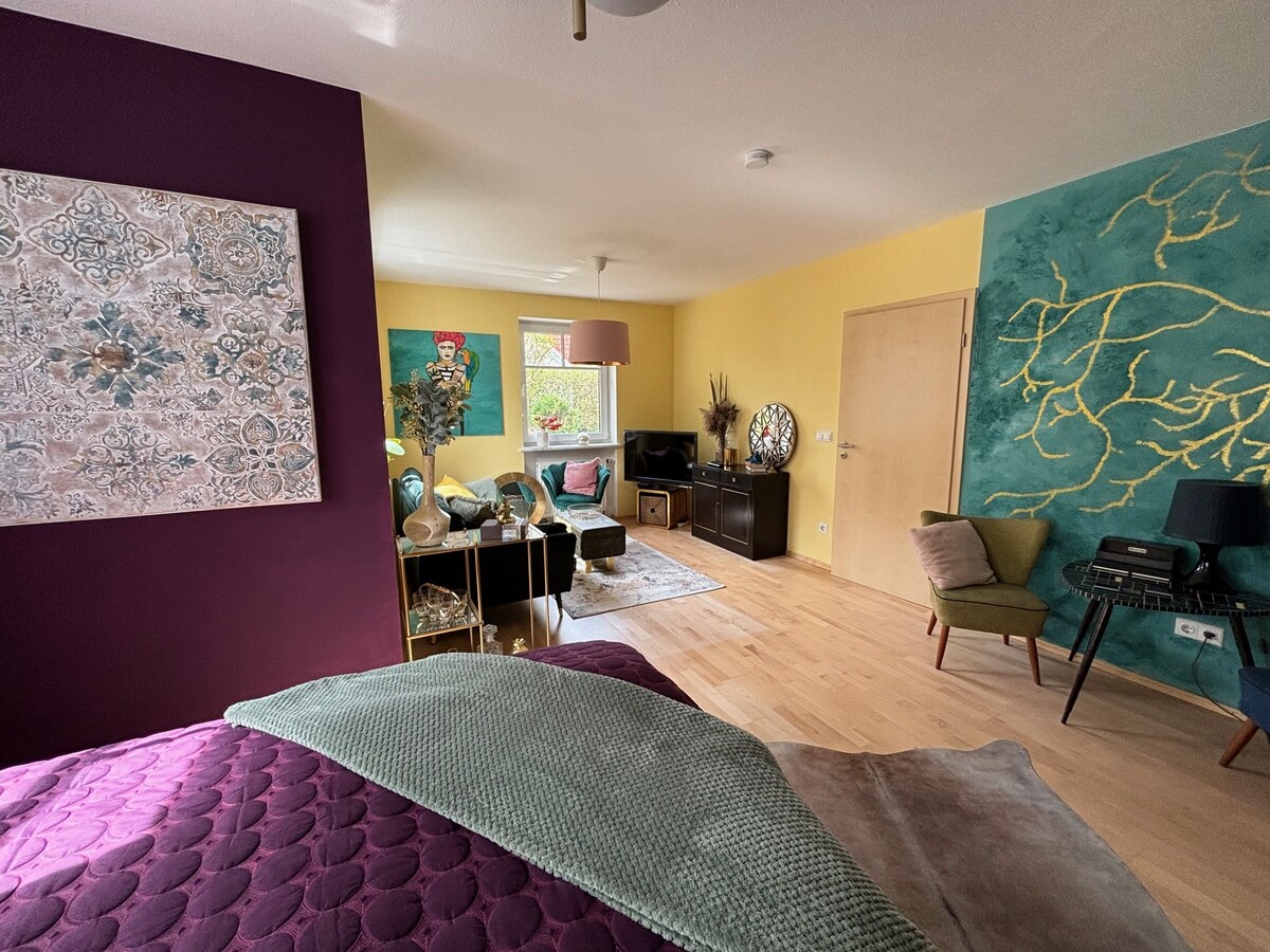 Popular Airbnb listing: Studio full of colors No.8 in Landshut