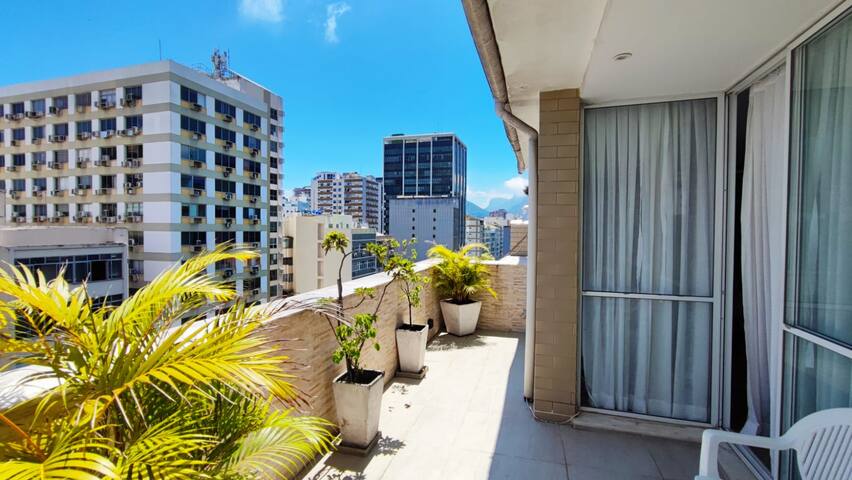 Penthouse with terrace in Ipanema