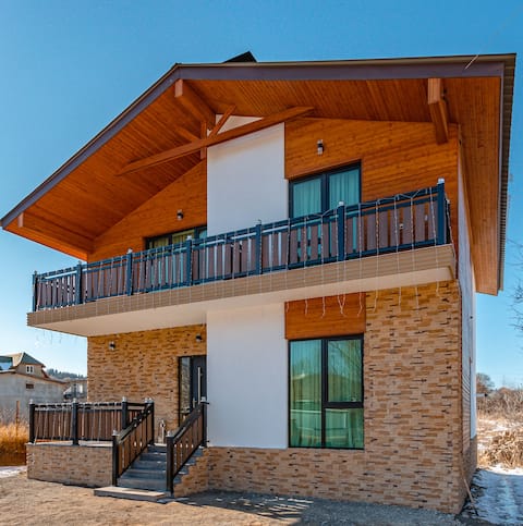 Villa In The Village