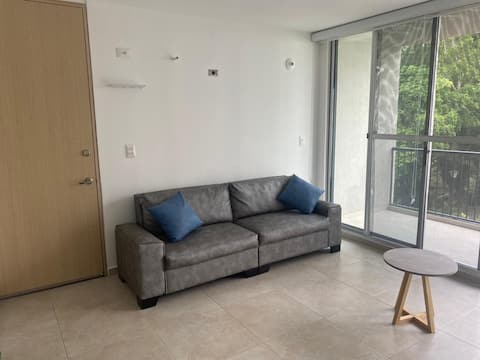 Popular Airbnb listing: Family • Pool • Parking • Close to downtown in Melgar