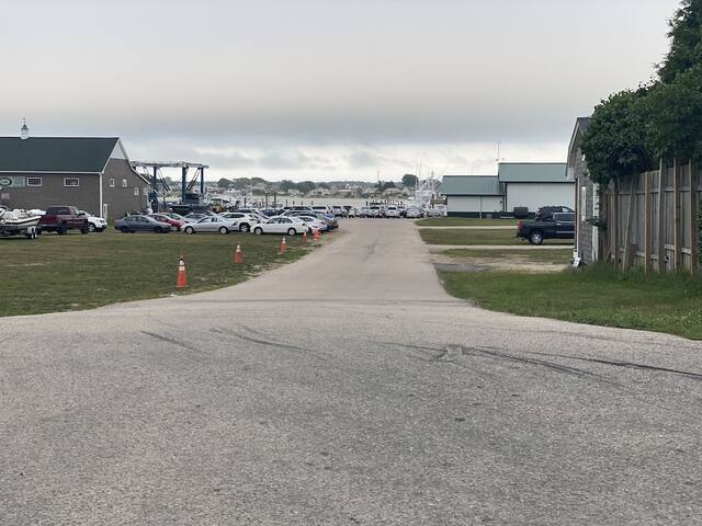 Sea Breeze Cottage by the shore gallery image 5