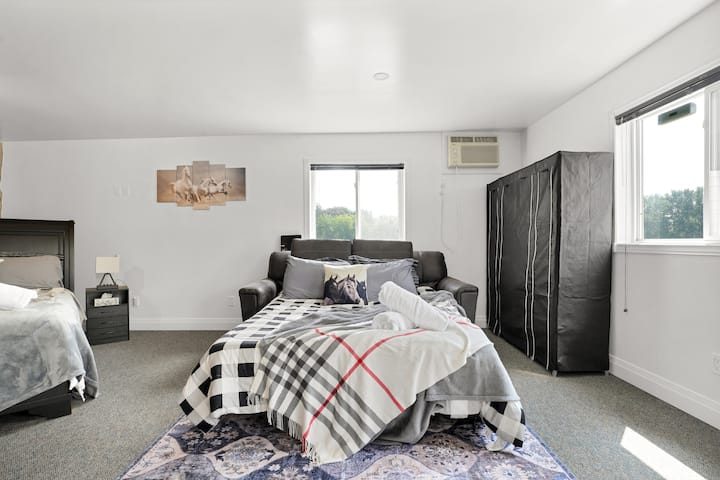 Countryside Retreat: Bed & Bale - St. George