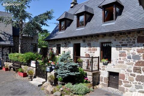 La Ferme du Puy Mary, a 4-star charming cottage