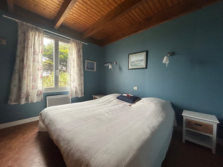 საძინებელი 1