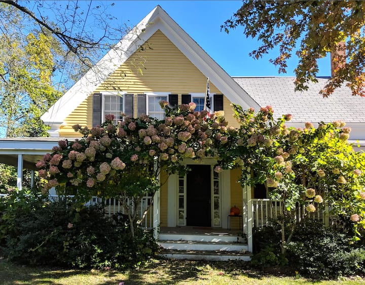 Ambergris Gables - Eastham, MA