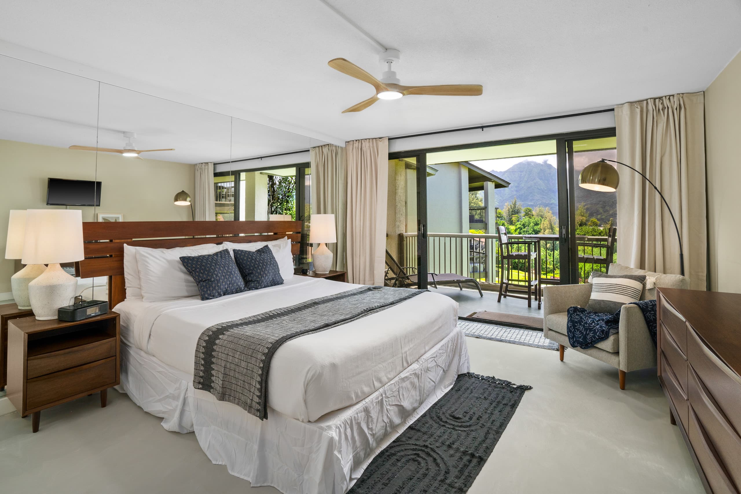 Condo in Princeville · ★4.96 · 2 bedrooms · 4 beds · 2 baths - Image 21