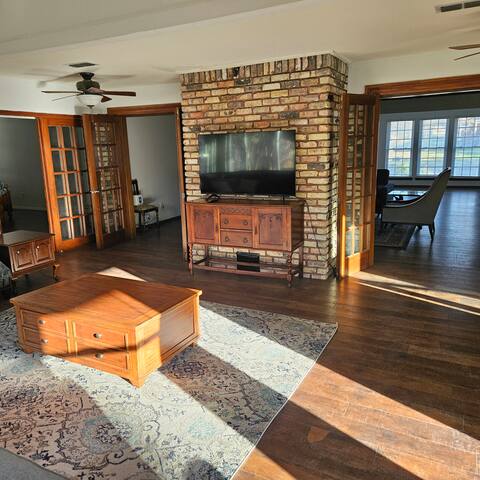 Greenbelt Lake Retreat gallery image 2