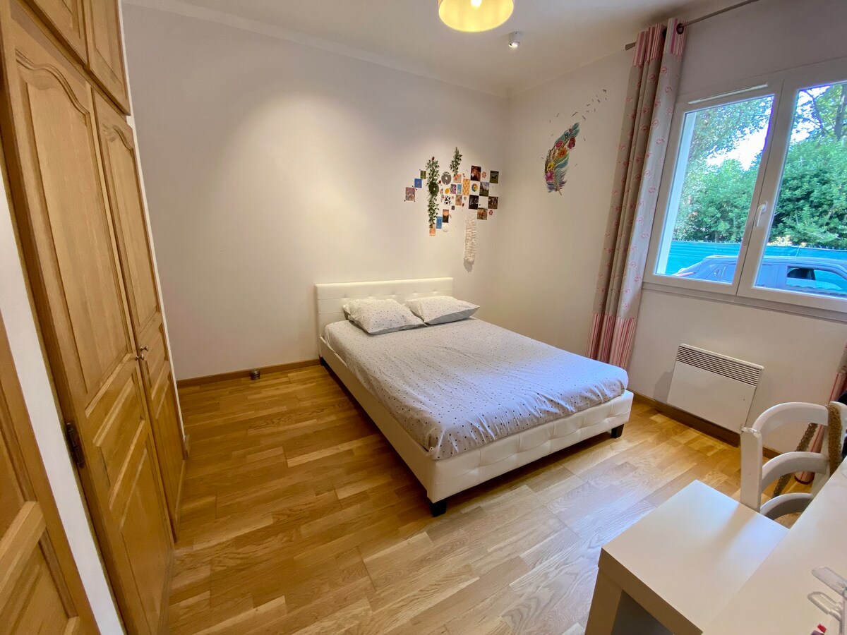 საძინებელი 2