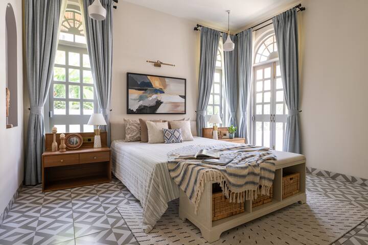 Bedroom 1 image 1