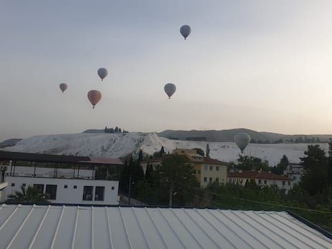 The image and sound of nature.