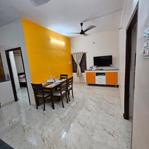 Fully Furnished 2 BHK House - Family Friendly U2