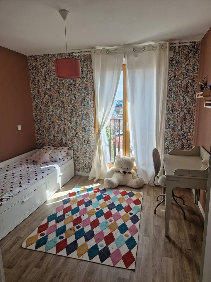 საძინებელი 1