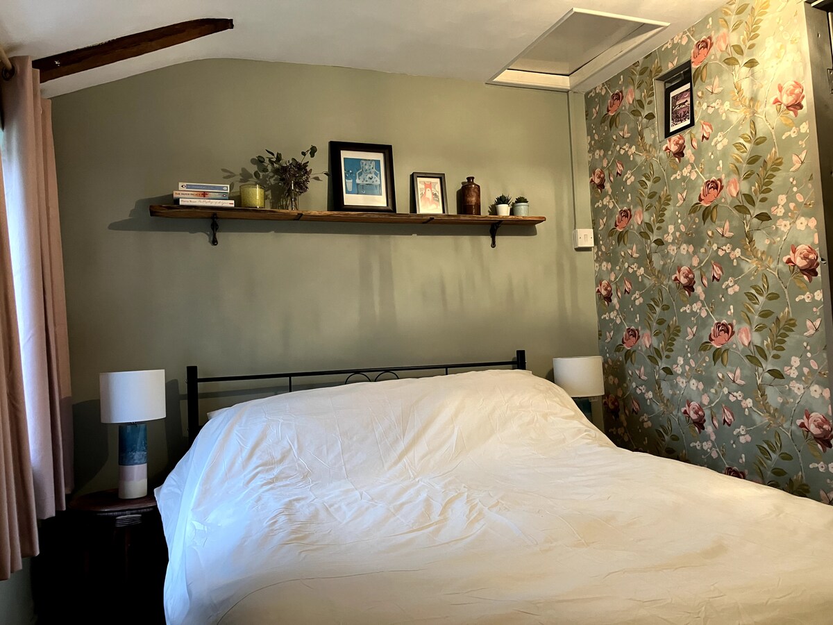 เพลิดเพลินกับวิวสวนสวยๆจากความสะดวกสบายบนเตียง