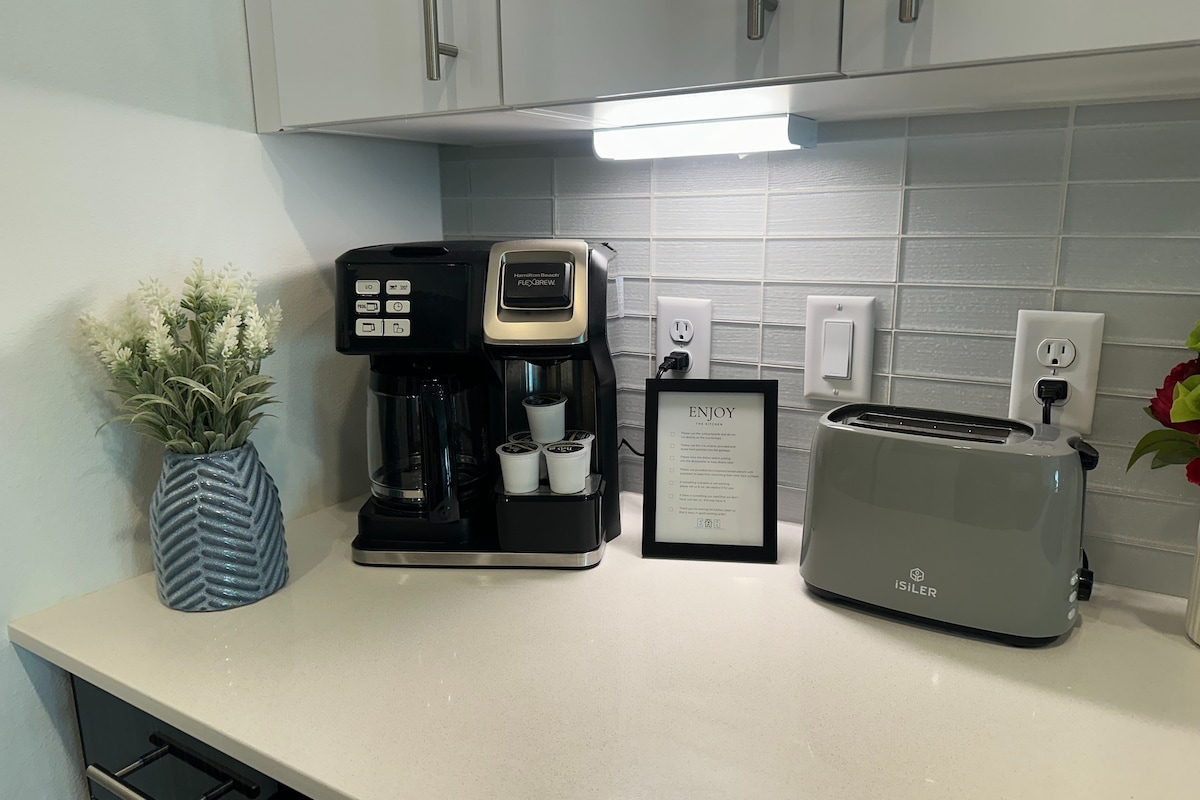 Coffee maker prepares coffee in a 12-cup carafe and takes single serve coffee grounds or K-cup pods. We even provide a small start kit of K-cups and creamers.