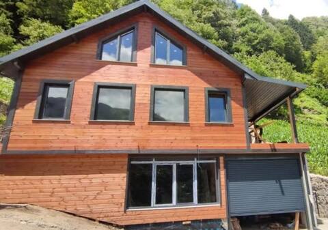 Sherahton Chalet