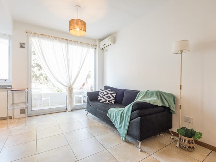 Departamento de 1 dormitorio con balcón en Villa del Parque