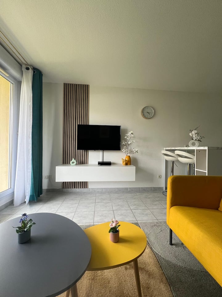 Petit Cocon 2p Avec Piscine Et Parking Privé ! - Deauville