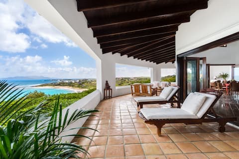 Beachfront Estate w/ Pool+Tennis Court