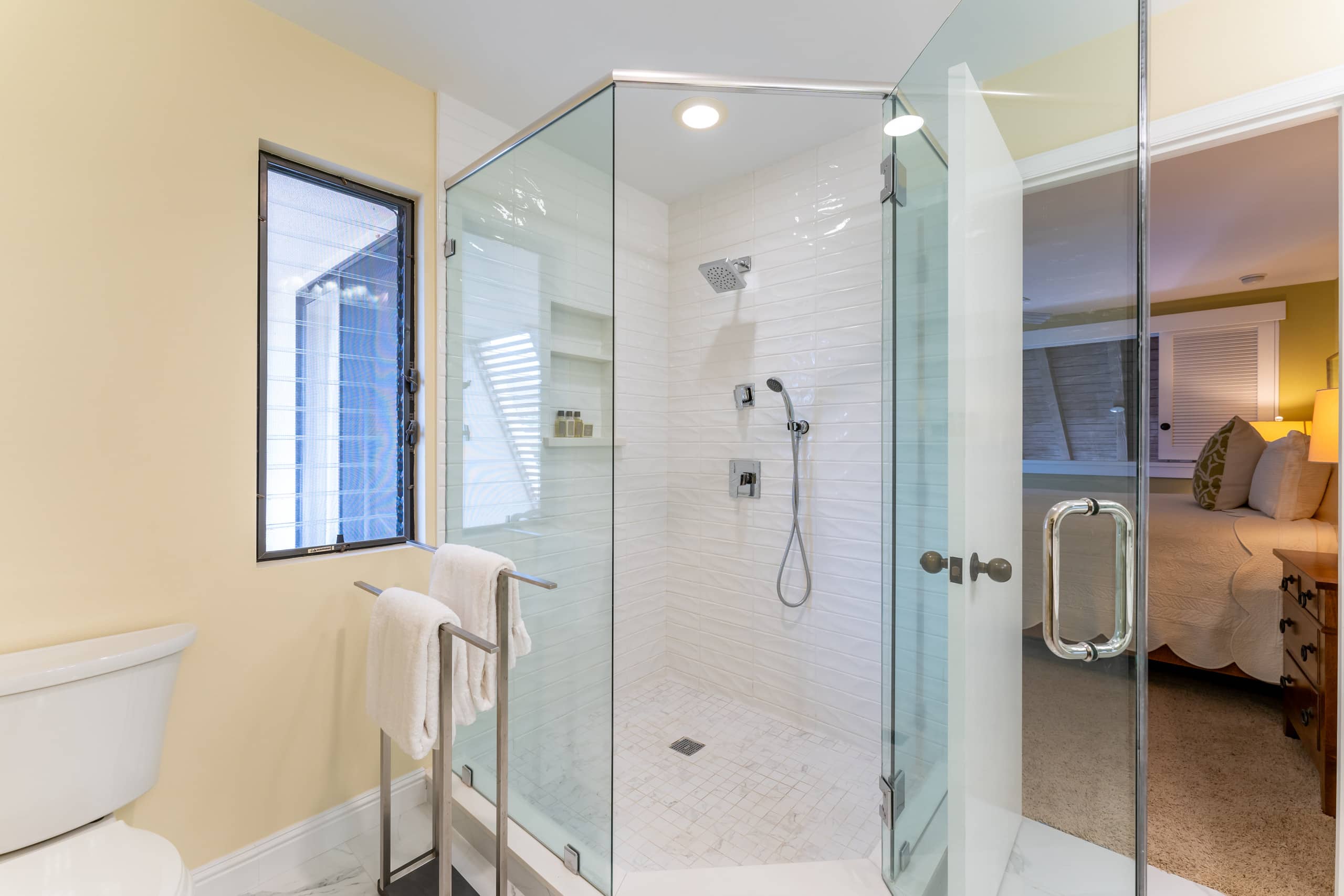 Condo in Kihei · ★4.97 · 2 bedrooms · 3 beds · 2 private baths - Image 23