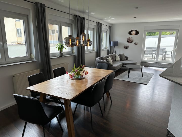 Exclusive 4-room apartment with garden