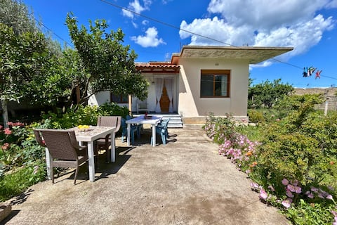 Top performing Airbnb: Garden House - 5 min walk from the sea in Orikum