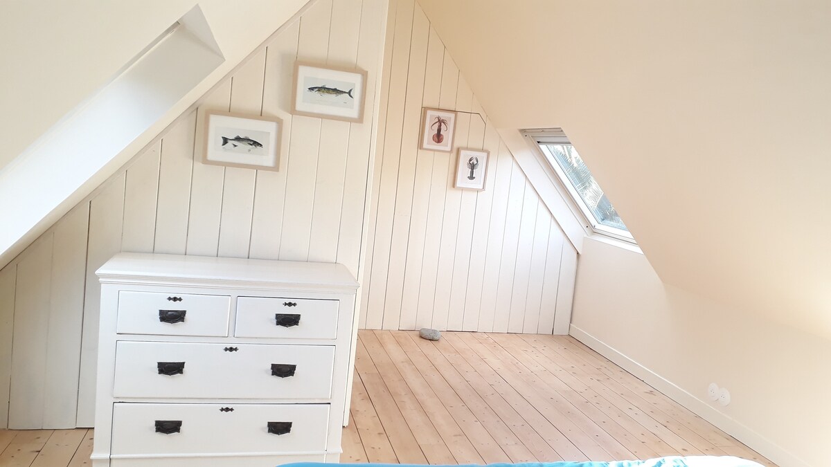 Საძინებელი 3  -  შესასვლელი