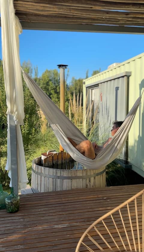 Top Airbnb: A cabin among almond trees in Valle de Uco en Mendoza