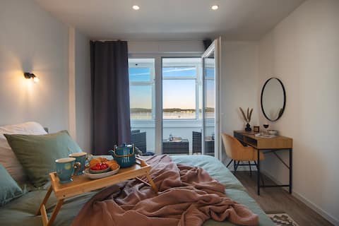 Top Airbnb: Harbor View Apartment in Grad Pula