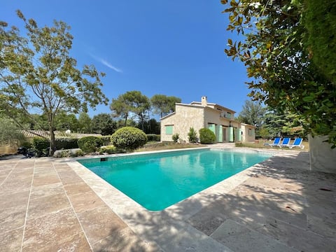 La Provence: Pool, Tennis, Movie Theater & More