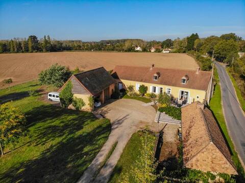 24 Ht Le Mans house rental 10 min from the circuit