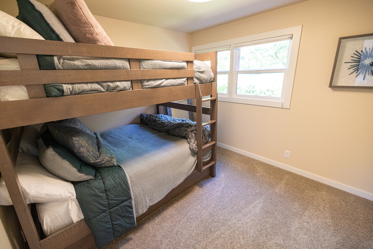 [Chumba cha Kitanda cha Ukubwa wa Malkia]