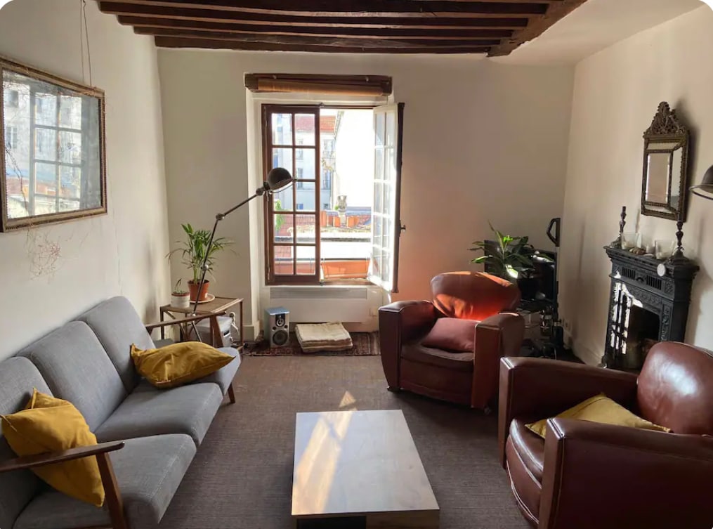 typical-paris-apartment-apartments-for-rent-in-paris-le-de-france