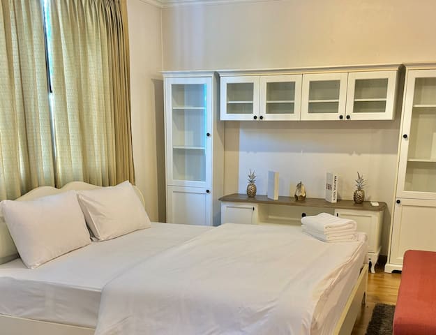 Pacific Residence 39, 2 LDK City View