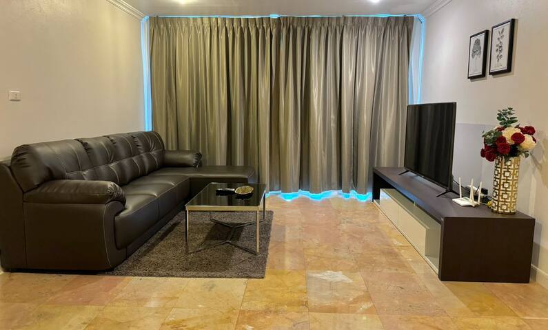 Pacific Residence 39, 2 LDK City View gallery image 2