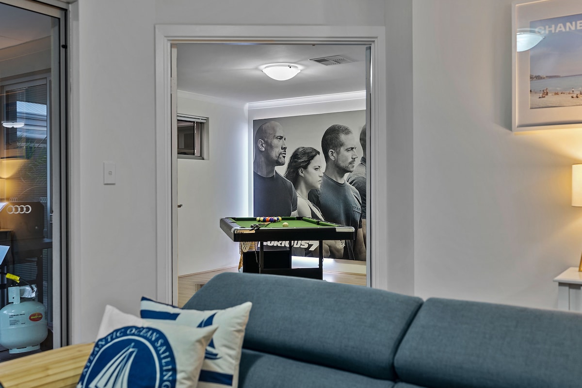 Top Airbnb: Seascapes Coastal Haven in Halls Head