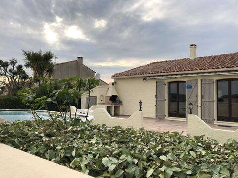 Quiet detached house.