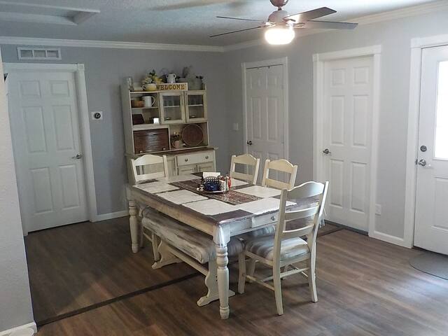 Mesquite Fun gallery image 5