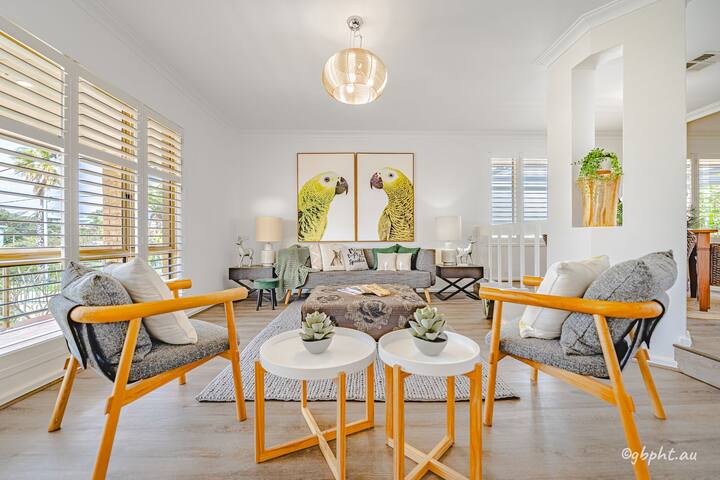 Falcon Family Oceanside Haven gallery image 3