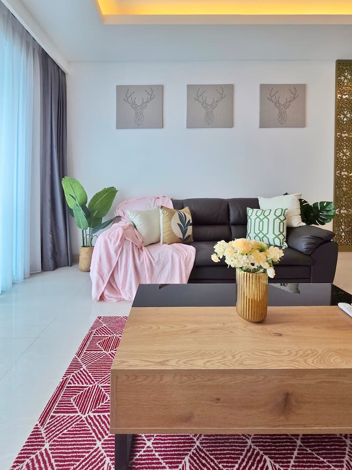 Amethyst Sanliving • 3br + 1br• Central Park Malls - Yakarta